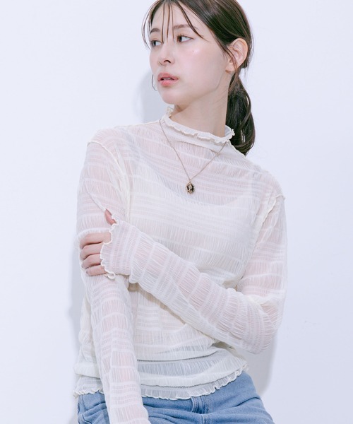 Jayro（ジャイロ）の「スモッキングレース シアーハイネック（Tシャツ/カットソー・レディース・ブルー/オフホワイト/ホワイト/ブラック・M）」の3枚目の写真