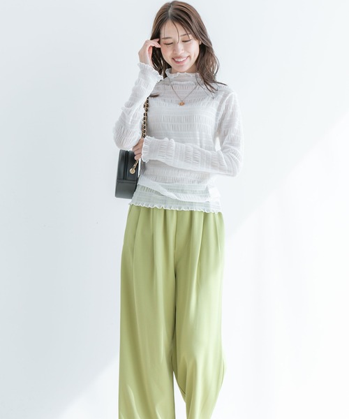 Jayro（ジャイロ）の「スモッキングレース シアーハイネック（Tシャツ/カットソー・レディース・ブルー/オフホワイト/ホワイト/ブラック・M）」の9枚目の写真