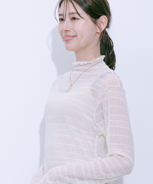 Jayro（ジャイロ）の「スモッキングレース シアーハイネック（Tシャツ/カットソー・レディース・ブルー/オフホワイト/ホワイト/ブラック・M）」の19枚目の写真