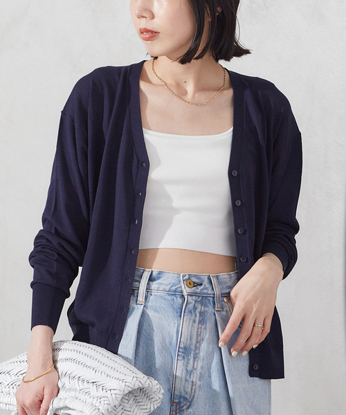 plage(プラージュ)の「PLAIN Vネック カーディガン(カーディガン/ボレロ・レディース・ベージュ/ネイビー/ホワイト/ライトグリーン・FREE)」の1枚目の写真