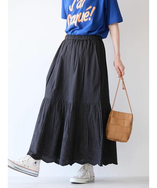 AMERICAN HOLIC(アメリカンホリック)の「インドCottonスカラップ刺繍スカート(スカート・レディース・ブラック/オフホワイト・M/L)」の4枚目の写真