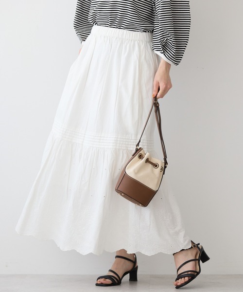 AMERICAN HOLIC(アメリカンホリック)の「インドCottonスカラップ刺繍スカート(スカート・レディース・ブラック/オフホワイト・M/L)」の1枚目の写真