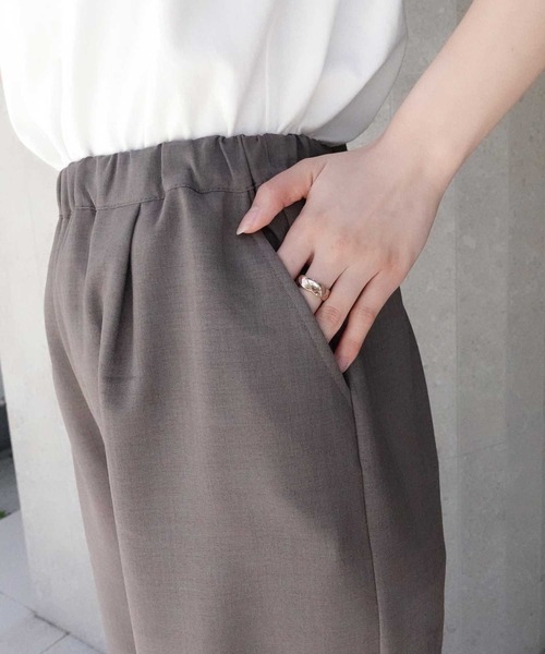 CORNERS(コーナーズ)の「キャミ&パンツセットアップ(サロペット/オーバーオール・レディース・アイボリー/ブラック/モカ・M)」の10枚目の写真