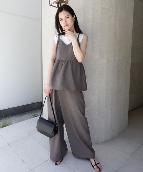CORNERS(コーナーズ)の「キャミ&パンツセットアップ(サロペット/オーバーオール・レディース・アイボリー/ブラック/モカ・M)」の13枚目の写真