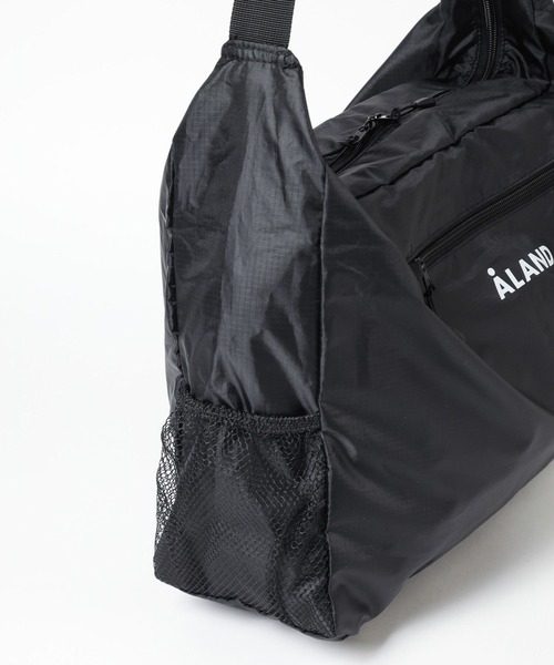 ALAND（エーランド）の「【UNISEX】ALAND／ナイロンショルダーBAG（折りたたみ可能）（ショルダーバッグ・レディース・ライトグリーン/ネイビー/ブラック・FREE）」の9枚目の写真