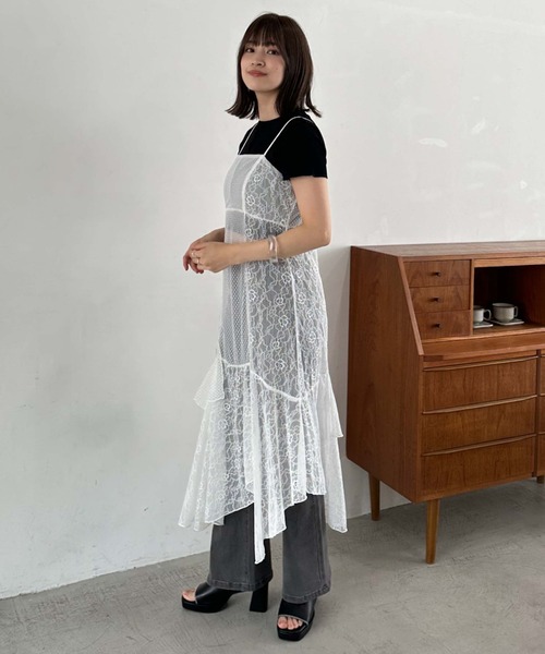 archives（アルシーヴ）の「イレヘムレースキャミワンピース（ワンピース・レディース・オフホワイト/ブラック・MEDIUM）」の4枚目の写真