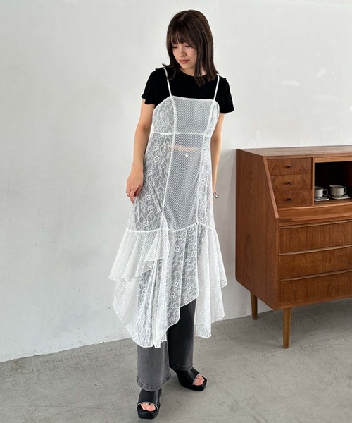 archives（アルシーヴ）の「イレヘムレースキャミワンピース（ワンピース・レディース・オフホワイト/ブラック・MEDIUM）」の6枚目の写真