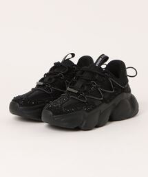 STEVE MADDEN（スティーブマデン）の「ストーン付きスニーカー