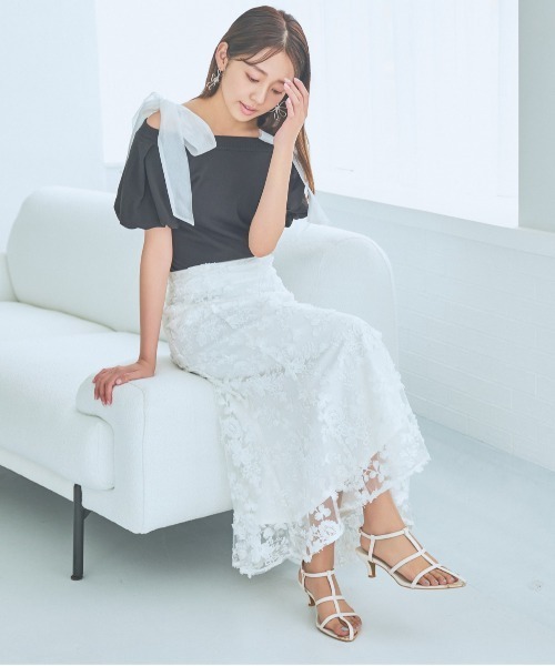mysty woman（ミスティウーマン）の「3Dフラワーマーメイドスカート 135608（スカート・レディース・ブラック/オフホワイト・FREE）」の13枚目の写真