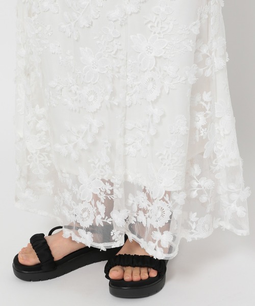 mysty woman（ミスティウーマン）の「3Dフラワーマーメイドスカート 135608（スカート・レディース・ブラック/オフホワイト・FREE）」の6枚目の写真