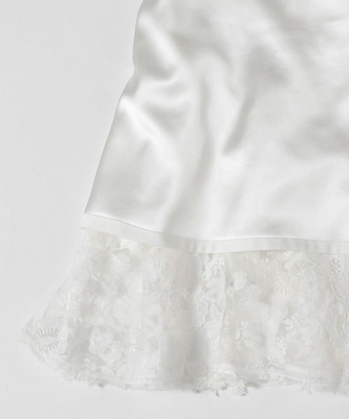 mysty woman（ミスティウーマン）の「3Dフラワーマーメイドスカート 135608（スカート・レディース・ブラック/オフホワイト・FREE）」の3枚目の写真