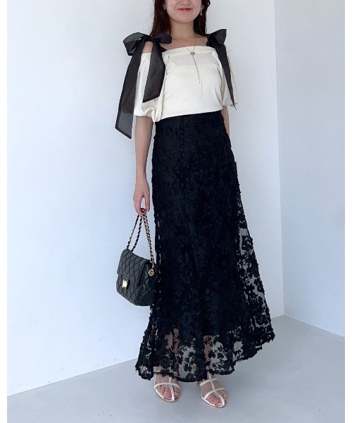 mysty woman（ミスティウーマン）の「3Dフラワーマーメイドスカート 135608（スカート・レディース・ブラック/オフホワイト・FREE）」の19枚目の写真