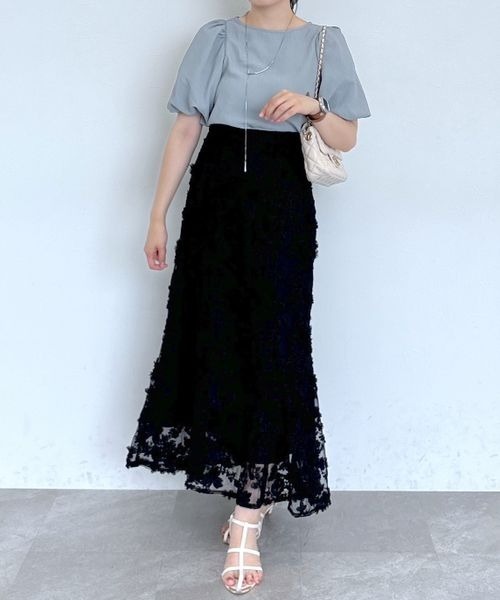 mysty woman（ミスティウーマン）の「3Dフラワーマーメイドスカート 135608（スカート・レディース・ブラック/オフホワイト・FREE）」の20枚目の写真