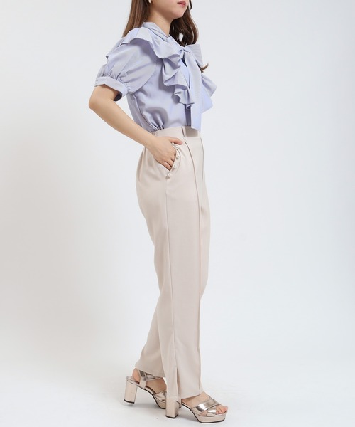 ASTORIA ODIER（アストリアオディール）の「ストライプボウタイフリルブラウス（シャツ/ブラウス・レディース・ブルー/ブラック・MEDIUM）」の6枚目の写真