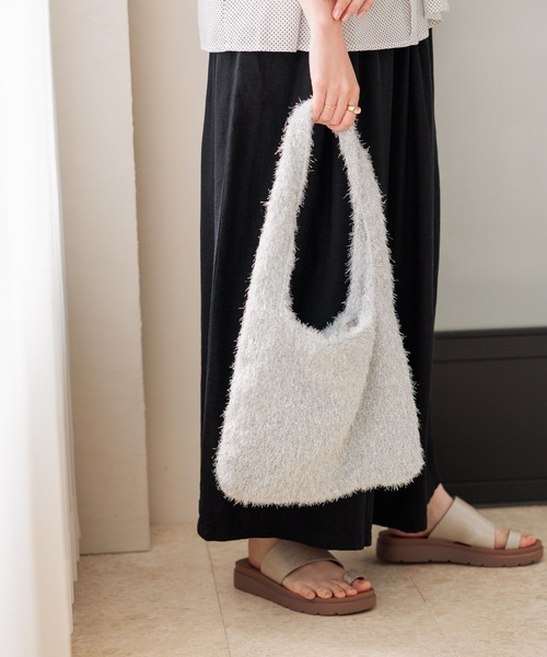 studio CLIP(スタディオクリップ)の「キラキラニットトートバッグ(トートバッグ・レディース・ブラック/その他2・FREE)」の4枚目の写真