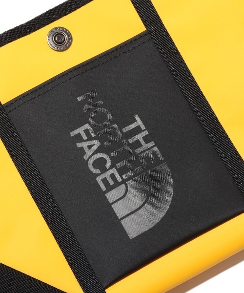 THE NORTH FACE（ザノースフェイス）の「THE NORTH FACE BC Sacoche / ザ・ノース・フェイス BC サコッシュ（ショルダーバッグ・メンズ・パープル/イエロー/ホワイト/グリーン/ブラック・FREE）」の8枚目の写真