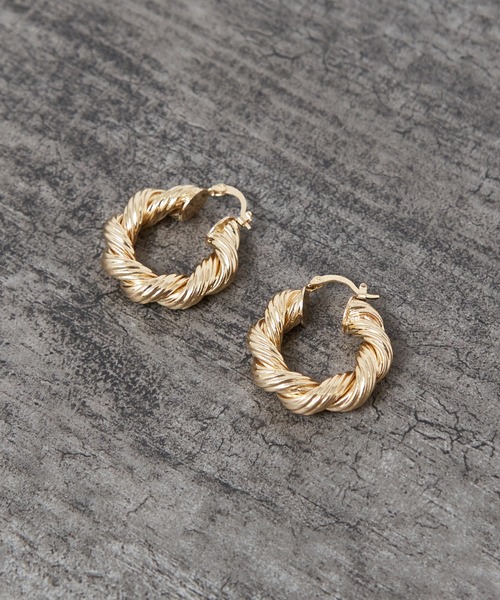 Ettika（エティカ）の「【Ettika/エティカ】ツイストフープピアス（ピアス（両耳用）・レディース・ゴールド・フリー）」の8枚目の写真