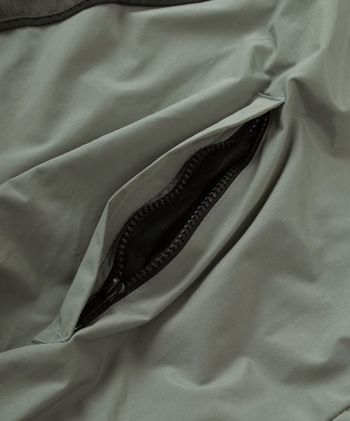 make a ray!（メイク ア レイ！）の「GI U.S.ARMY IPFU ビッグシルエット ナイロンフィットネスジャケット/ミリタリーブルゾン（ミリタリージャケット・メンズ・グレー・XL/3L）」の9枚目の写真