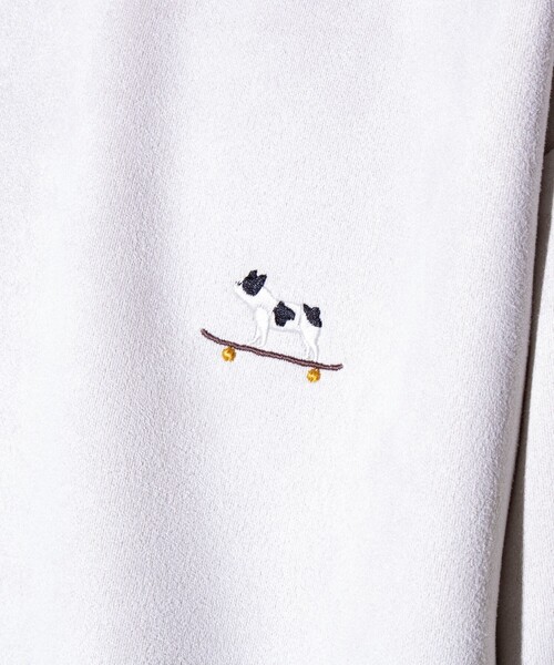 GLOSTER(グロスター)の「【GLOSTER/グロスター】フレンチブルドッグ刺繍 スエードダンボール プルオーバースウェット(スウェット・メンズ・サックスブルー/アイボリー/ホワイト系その他/グリーン/チャコールグレー・S/M/L)」の14枚目の写真