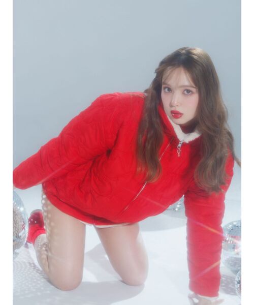 CALNAMUR(カルナムール)の「2WAY RIBBON&FAUX FUR QUILTING COAT/2WAYリボン&フェイクファーキルティングコート(その他アウター・レディース・ブラック/レッド/ピンク・FREE)」の11枚目の写真