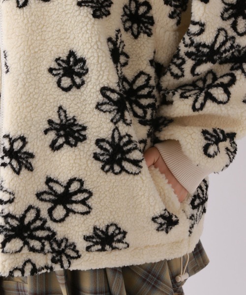 repipi armario（レピピ アルマリオ）の「COLORFULボアジャケット（その他アウター・キッズ・ホワイト系その他/ブルー系その他/ブラック/グレー系その他・SMALL/MEDIUM/LARGE）」の17枚目の写真