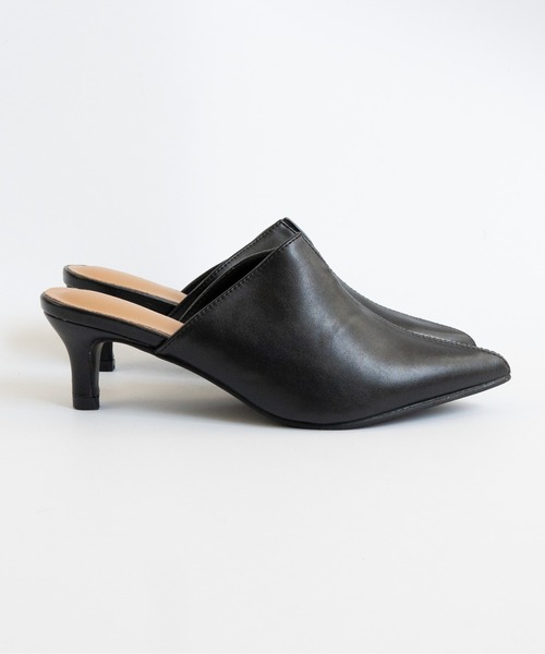 Fabby fabby（ファビィーファビィー）の「スリットポインテッドトゥミュール（その他シューズ・レディース・ブラック/シルバー/ベージュ・SMALL/MEDIUM/LARGE）」の5枚目の写真