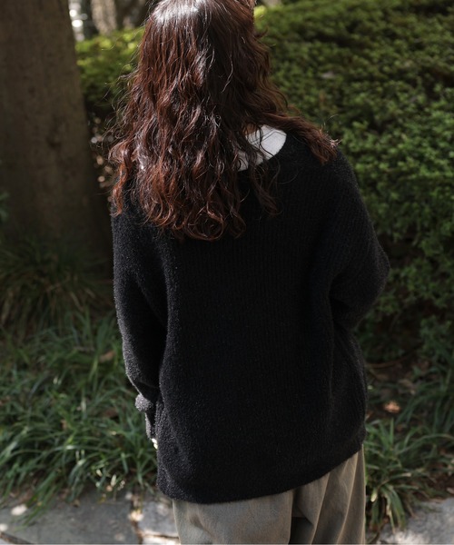 DOUBLE NAME（ダブルネーム）の「Vネックラメニットカーデ（カーディガン/ボレロ・レディース・ブラック/ブルー/オフホワイト・FREE）」の14枚目の写真