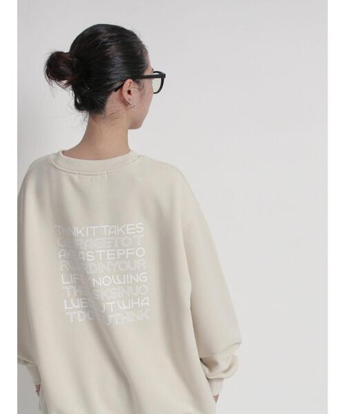 sm2rhythm(サマンサモスモスリズム)の「ロゴプリント裏毛プルオーバー(Tシャツ/カットソー・レディース・ライトベージュ/オフホワイト/チャコールグレー・F)」の3枚目の写真