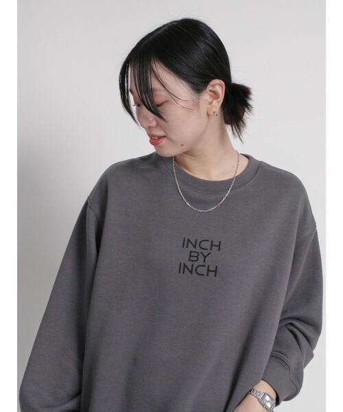 sm2rhythm(サマンサモスモスリズム)の「ロゴプリント裏毛プルオーバー(Tシャツ/カットソー・レディース・ライトベージュ/オフホワイト/チャコールグレー・F)」の1枚目の写真