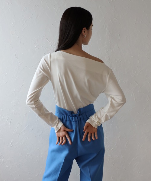 ENC（エンク）の「2way shoulder pullover / 2wayショルダープルオーバー（Tシャツ/カットソー・レディース・オフホワイト/ブラック・FREE）」の9枚目の写真