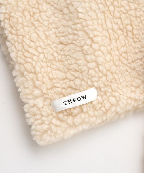 THROW（スロー）の「【THROW】ボアショール（マフラー・レディース・ホワイト/グレー・FREE）」の10枚目の写真