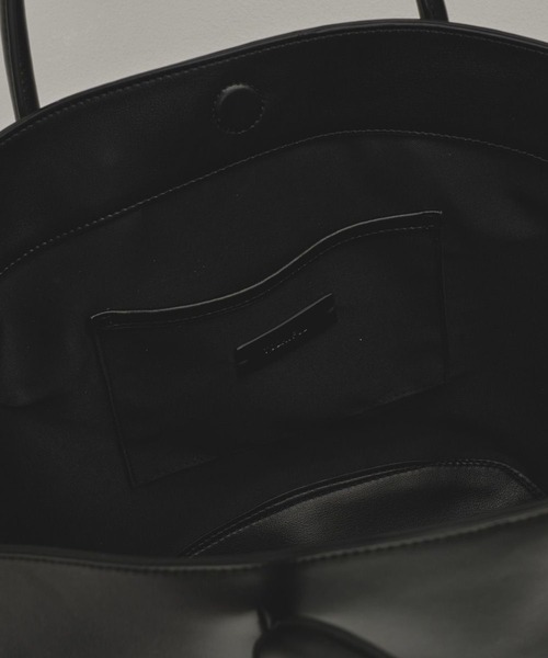 TODAYFUL（トゥデイフル）の「【TODAYFUL/トゥデイフル】Ecoleather Round Bag/エコレザーラウンドバッグ（トートバッグ・レディース・バーガンディー/ブラック・FREE）」の10枚目の写真