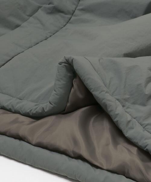 ITEMS URBANRESEARCH（アイテムズ アーバンリサーチ）の「ddp　2way RipStop Ny Puff Vest（ダウンベスト・メンズ・ベージュ/ブラック/グリーン・MEDIUM/LARGE）」の7枚目の写真