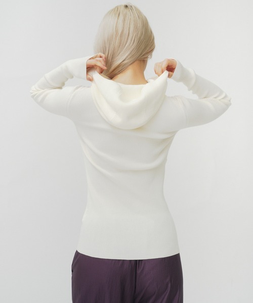 THINGS THAT MATTER（シングス ザット マター）の「HOODIE KNIT TOPS / フーディーニットトップス（ニット/セーター・レディース・グレー/ブラック/ラベンダー/オフホワイト・FREE）」の9枚目の写真