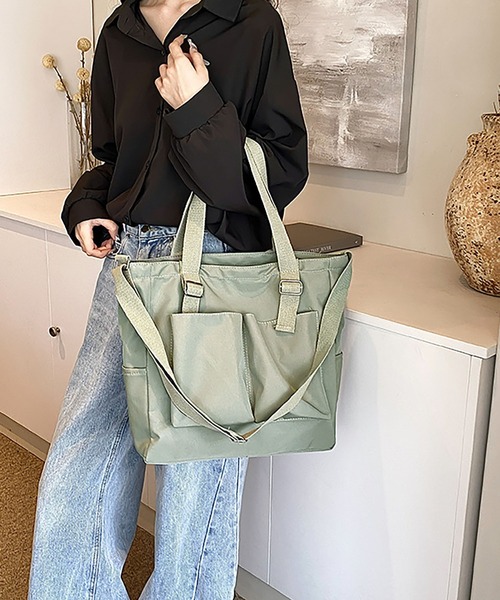 TABI PAL(タビパル)の「アウトポケット付き ショルダーバッグ(ショルダーバッグ・レディース・ブラック/Off White/ブルー/グリーン・FREE)」の4枚目の写真