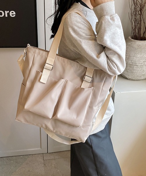 TABI PAL(タビパル)の「アウトポケット付き ショルダーバッグ(ショルダーバッグ・レディース・ブラック/Off White/ブルー/グリーン・FREE)」の6枚目の写真