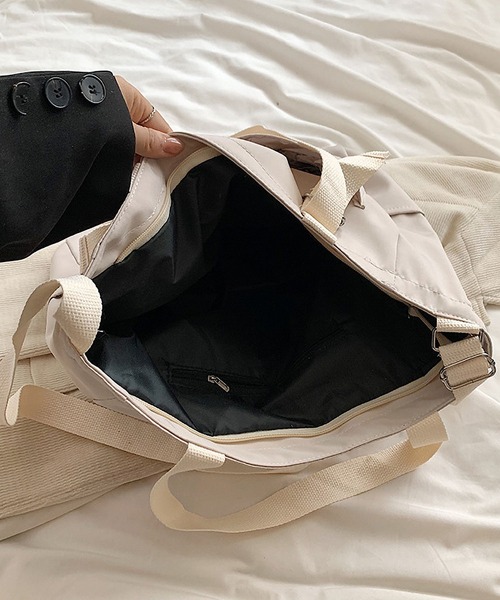 TABI PAL(タビパル)の「アウトポケット付き ショルダーバッグ(ショルダーバッグ・レディース・ブラック/Off White/ブルー/グリーン・FREE)」の18枚目の写真