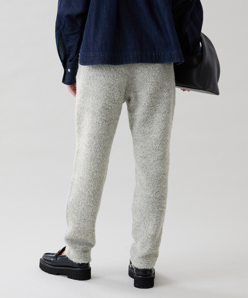 VERMEIL par iena（ヴェルメイユパーイエナ）の「《WEB・一部店舗限定》アルパカ混ループパンツ（その他パンツ・レディース・ホワイト/ライトグレー・FREE）」の5枚目の写真