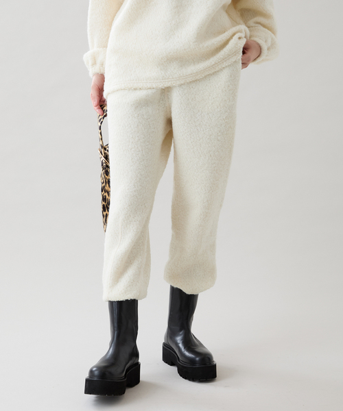 VERMEIL par iena（ヴェルメイユパーイエナ）の「《WEB・一部店舗限定》アルパカ混ループパンツ（その他パンツ・レディース・ホワイト/ライトグレー・FREE）」の10枚目の写真