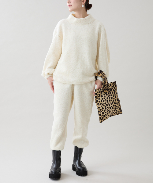 VERMEIL par iena（ヴェルメイユパーイエナ）の「《WEB・一部店舗限定》アルパカ混ループパンツ（その他パンツ・レディース・ホワイト/ライトグレー・FREE）」の14枚目の写真