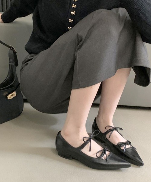 MILAE（ミレ）の「ダブルリボンポインテッドトゥパンプス（パンプス・レディース・ブラック/オフホワイト/シルバー・23cm/23.5cm/24cm/24.5cm）」の5枚目の写真