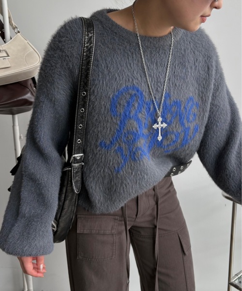 SHAGGIE（シャギー）の「フェザーヤーンソフトタッチロゴボリュームニット（ニット/セーター・レディース・ホワイト/ライトグレー/チャコールグレー・FREE）」の21枚目の写真