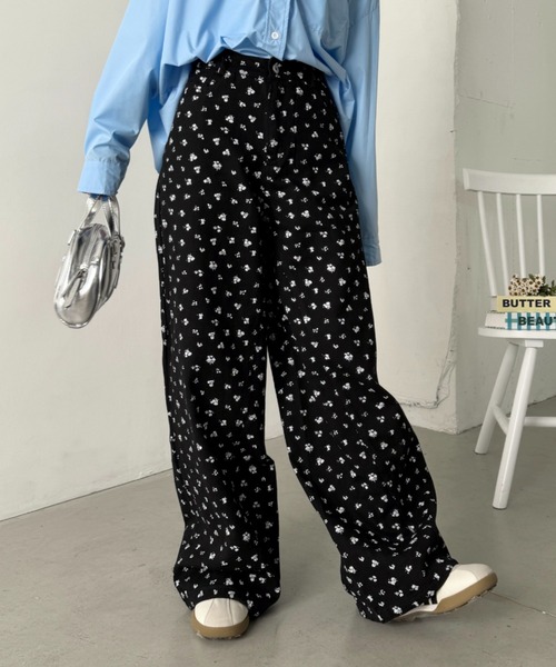 SOLLON.（ソルロン）の「小花柄ワイドパンツ（その他パンツ・レディース・ブラック/クリーム・M）」の12枚目の写真