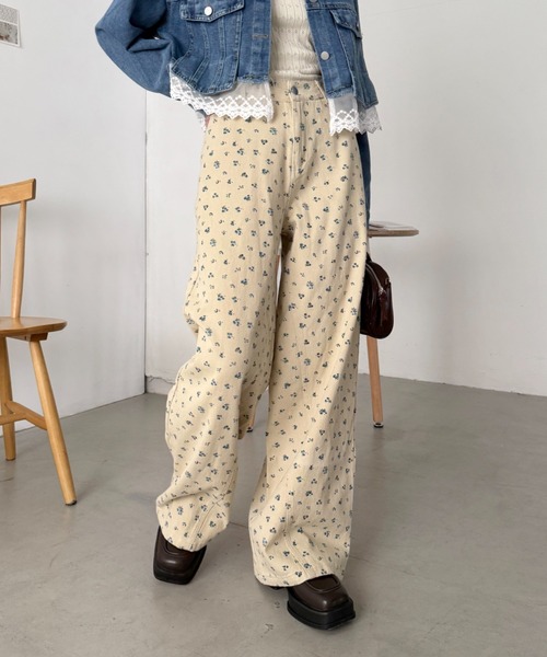 SOLLON.（ソルロン）の「小花柄ワイドパンツ（その他パンツ・レディース・ブラック/クリーム・M）」の7枚目の写真