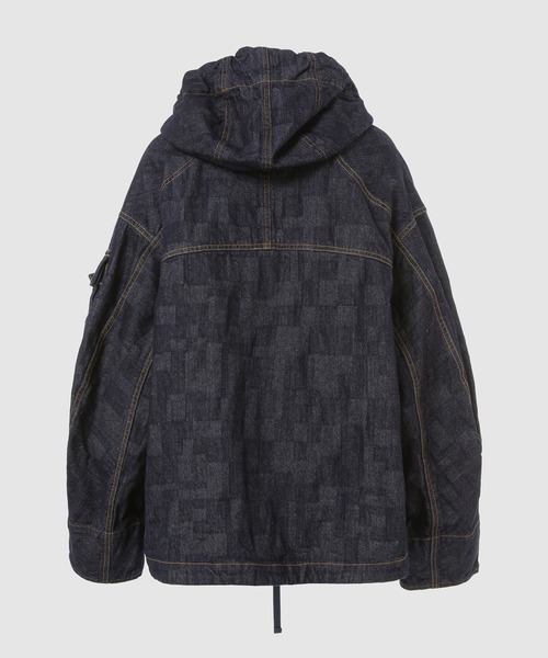 ANREALAGE（アンリアレイジ）の「AZ DENIM MOUTAIN PARKER（パーカー・レディース・インディゴブルー/ライトインディゴブルー・48/38）」の3枚目の写真
