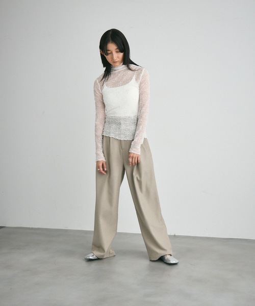 Lutim by u(ルチバイユー)の「Bottole neck lace tops/ボトルネックレーストップス(Tシャツ/カットソー・レディース・アイボリー/ブラック・FREE)」の7枚目の写真