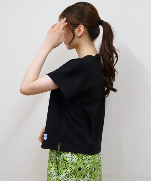 ORCIVAL(オーシバル)の「ORCIVAL/オーシバル ボートネックショートスリーブプルオーバー ソリッド BOATNECK SHORTSLEEVE P.O. SOLID OR-C0335 BFJ(Tシャツ/カットソー・レディース・ブラック/ホワイト・1)」の15枚目の写真
