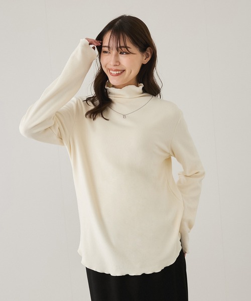 Jayro(ジャイロ)の「ネックレス刺繍あったかインナー(Tシャツ/カットソー・レディース・ブラック/レッド/ホワイト系その他/グレー/チャコールグレー・FREE)」の2枚目の写真