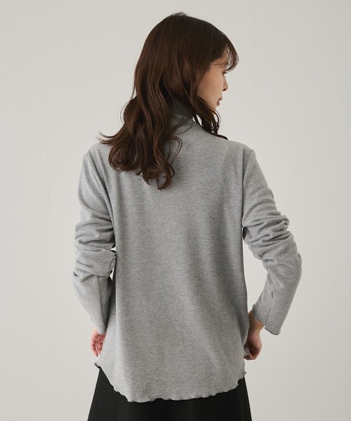 Jayro(ジャイロ)の「ネックレス刺繍あったかインナー(Tシャツ/カットソー・レディース・ブラック/レッド/ホワイト系その他/グレー/チャコールグレー・FREE)」の22枚目の写真