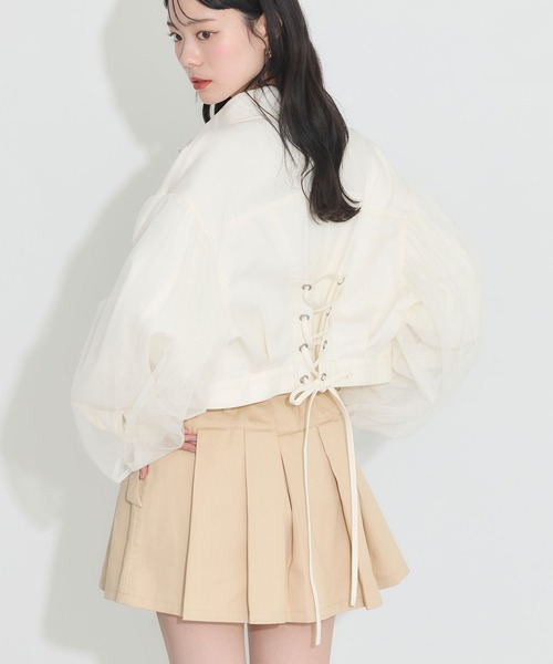 earth music&ecology（アースミュージックアンドエコロジー）の「チュールレイヤードバックレースアップジャケット（デニムジャケット・レディース・アイボリー/ブルー・FREE）」の12枚目の写真